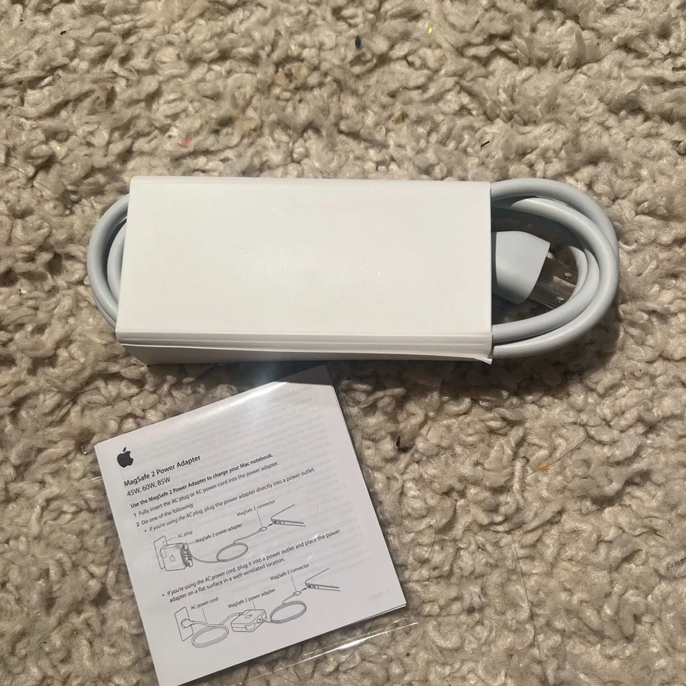 BRAND NEW APPLE EXTENSION CORD